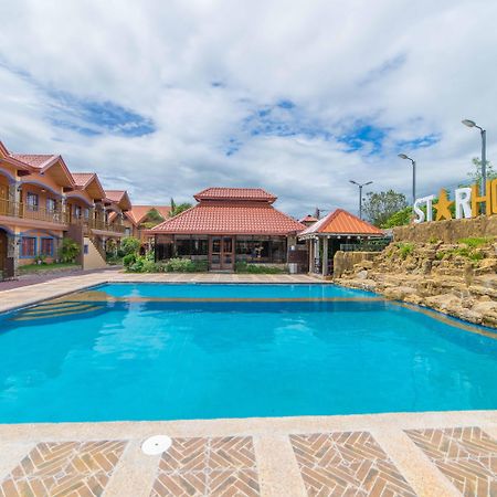 Reddoorz Plus @ Starhomes Olivianville Tarlac Kültér fotó