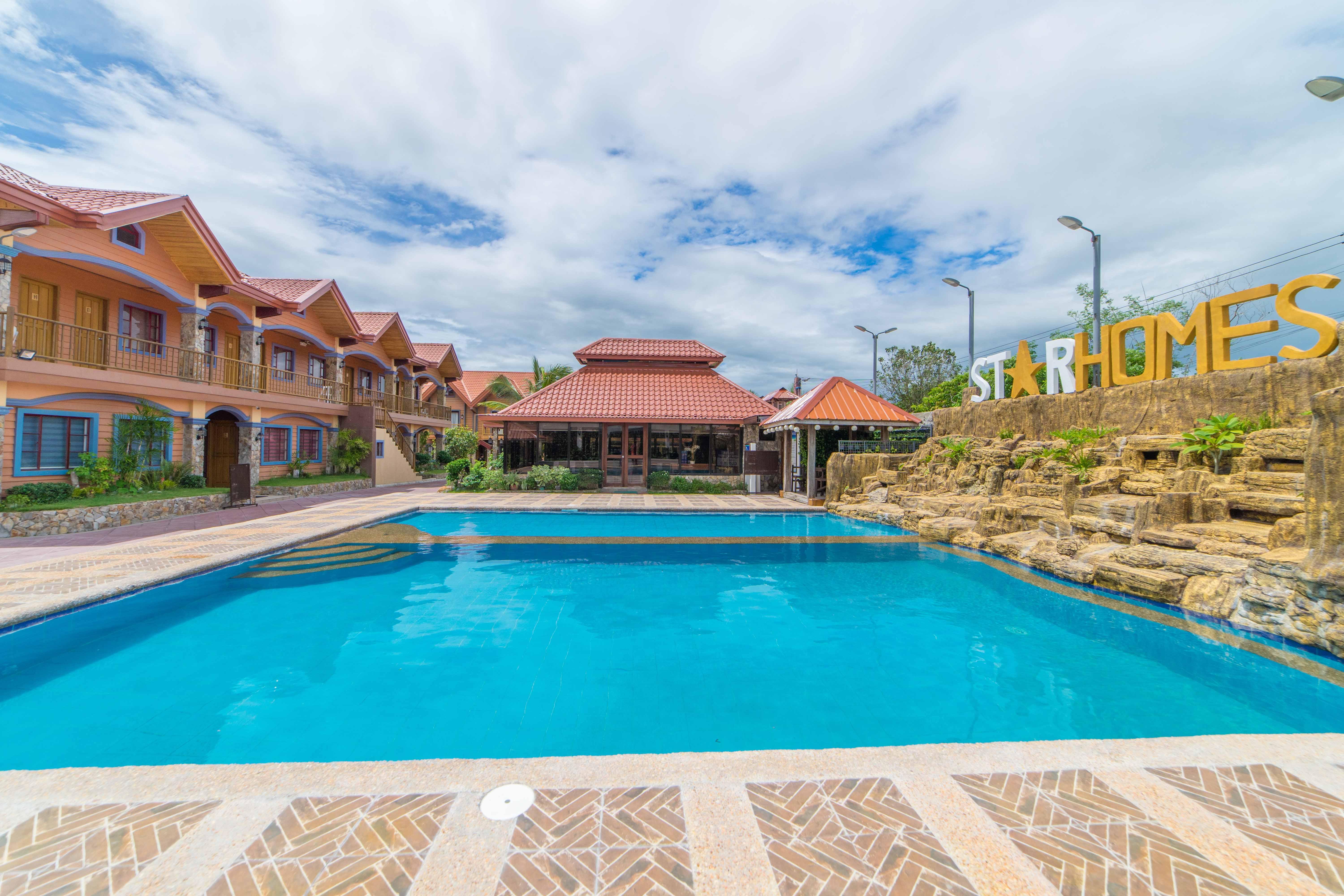 Reddoorz Plus @ Starhomes Olivianville Tarlac Kültér fotó
