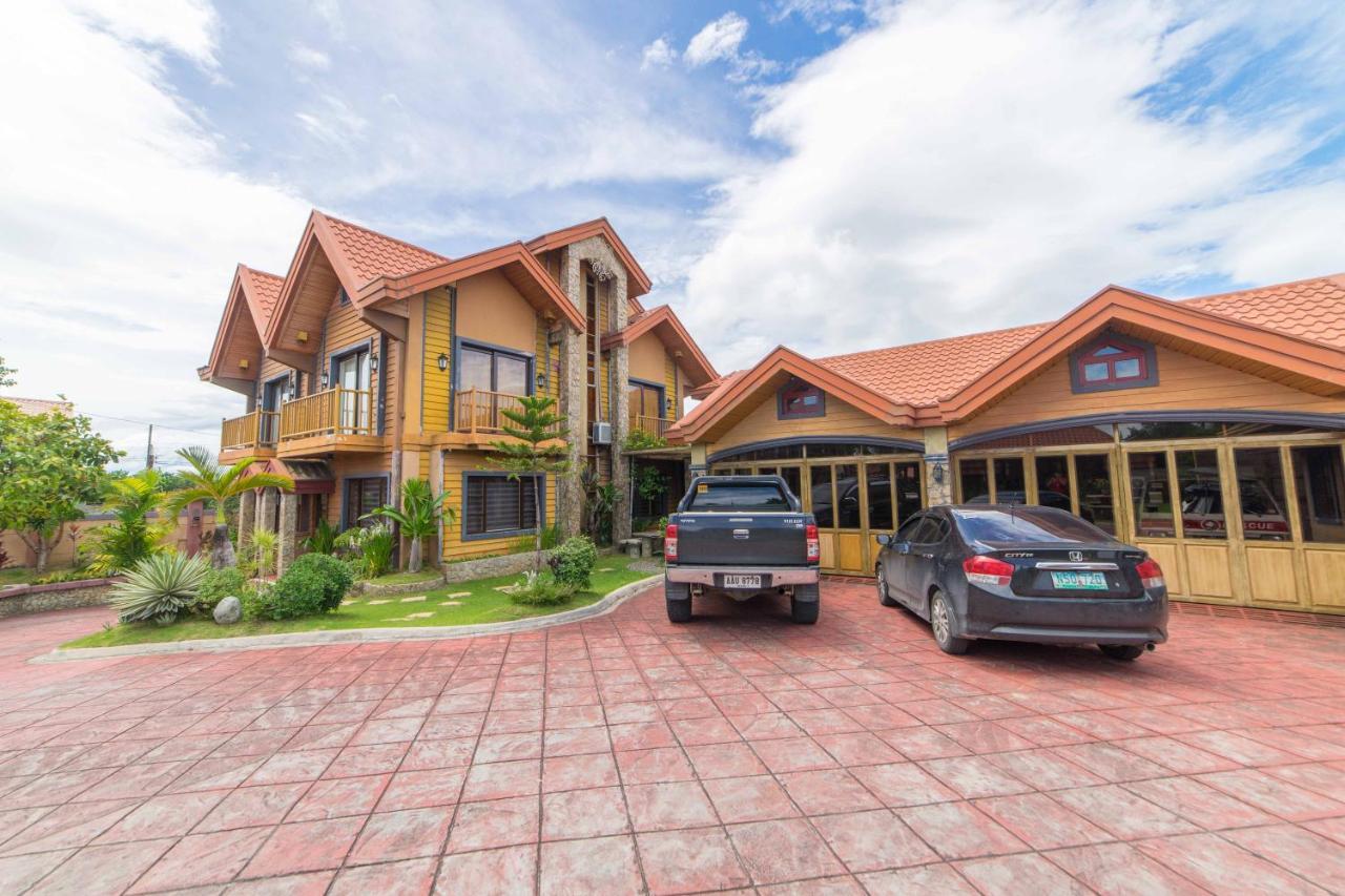 Reddoorz Plus @ Starhomes Olivianville Tarlac Kültér fotó