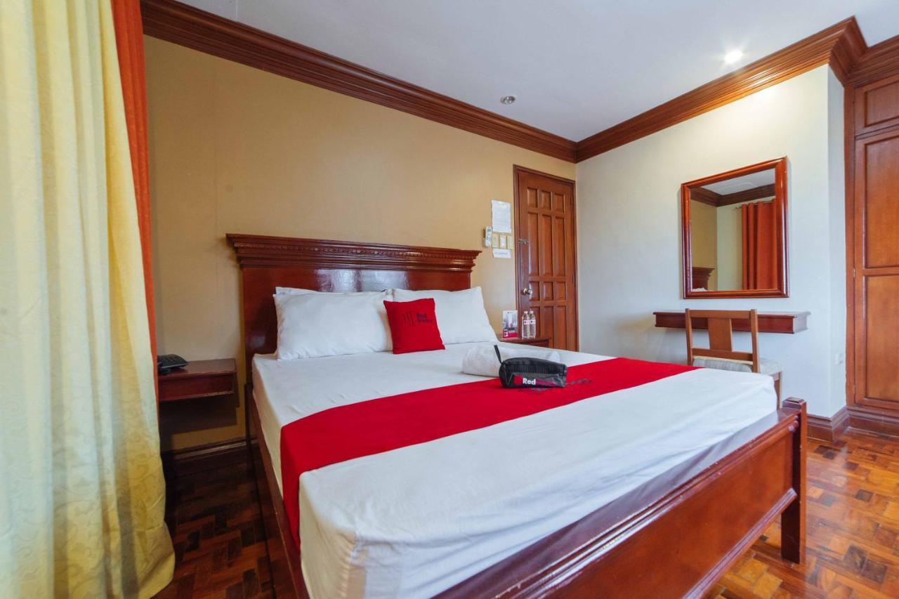 Reddoorz Plus @ Starhomes Olivianville Tarlac Kültér fotó